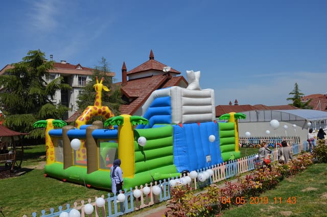 Pera Kampüs Özel Eğitim ve Rehabilitasyon Merkezi