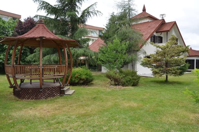 Pera Kampüs Özel Eğitim ve Rehabilitasyon Merkezi