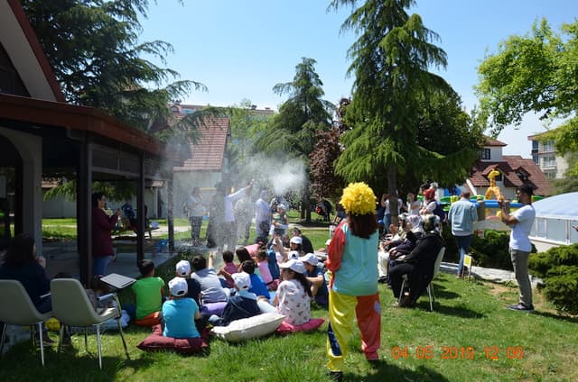 Pera Kampüs Özel Eğitim ve Rehabilitasyon Merkezi